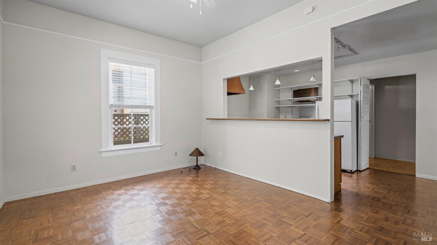 27 Latham Street San Rafael, CA 94901 - Photo 5 of 43