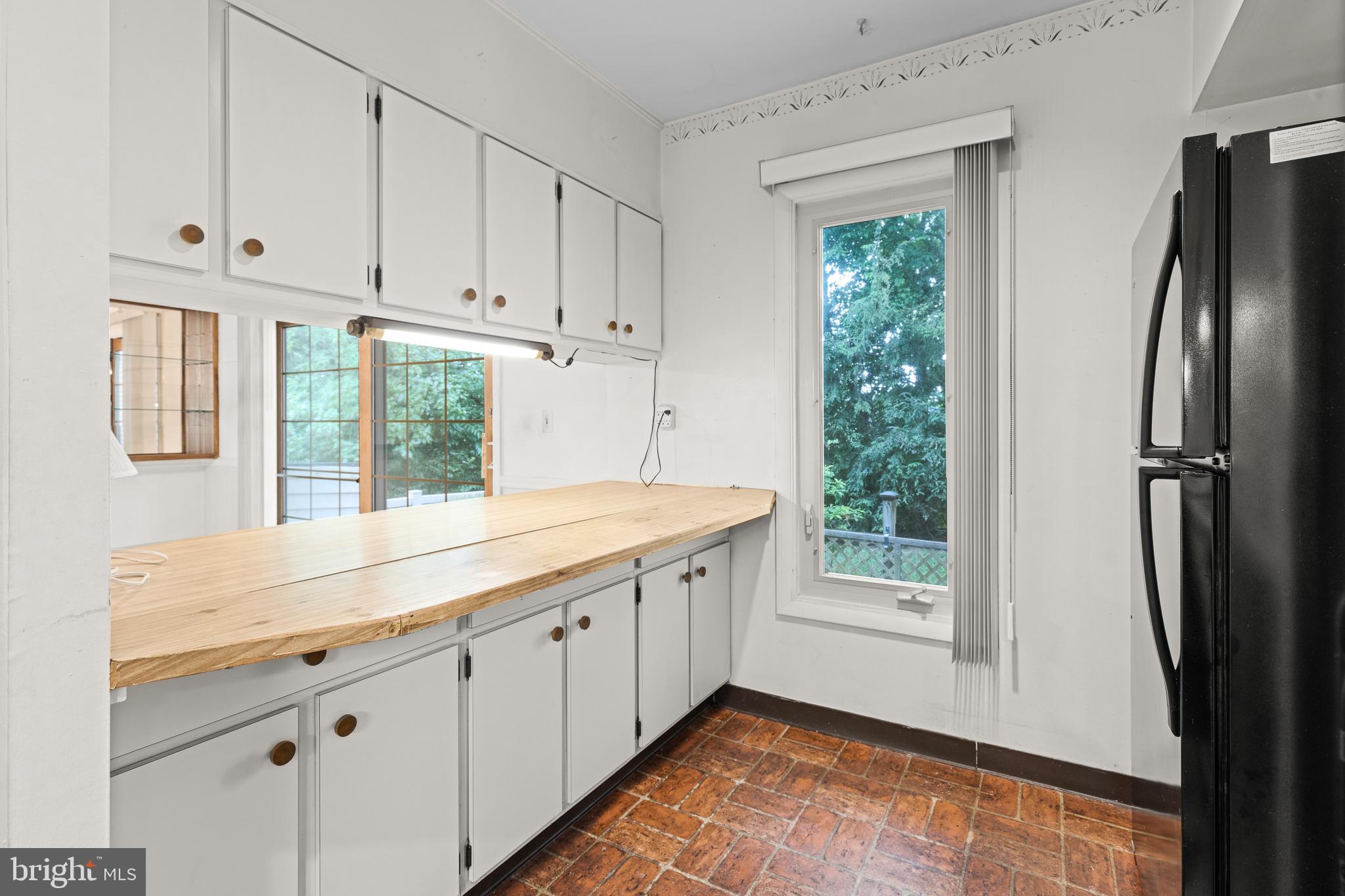 13 Beechtree Lane Mountville, PA 17554 - Photo 13 of 41 a kitchen with granite countertop a refrigerator sink and cabinets