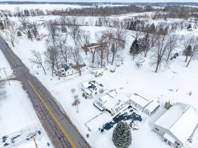 $179,900 | 6470 Highway 327, Orland, IN 46776