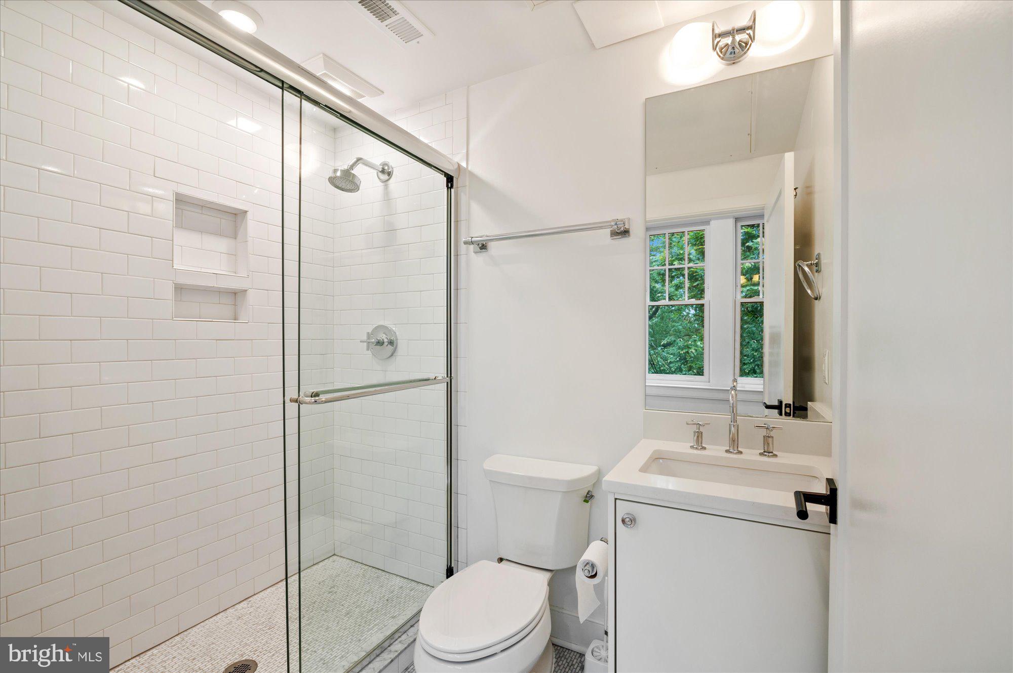 2869 28th Street Northwest, Unit 104 Washington, DC 20008 - Photo 20 of 21