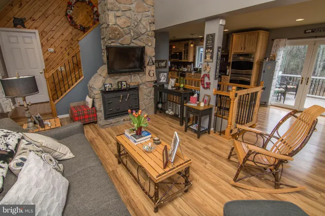 $759,900 | 103 Railcar Lane, Swanton, MD 21561