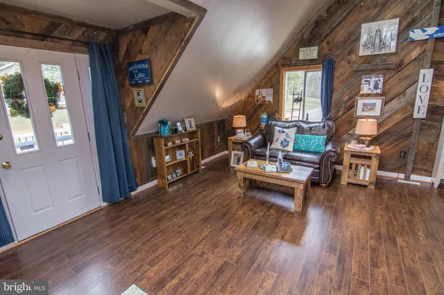 $759,900 | 103 Railcar Lane, Swanton, MD 21561