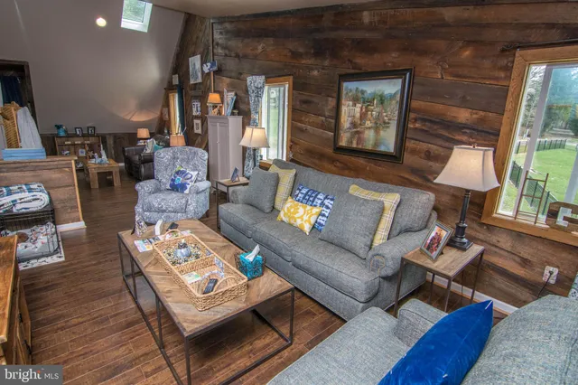 $759,900 | 103 Railcar Lane, Swanton, MD 21561