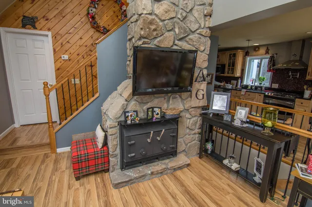 $759,900 | 103 Railcar Lane, Swanton, MD 21561