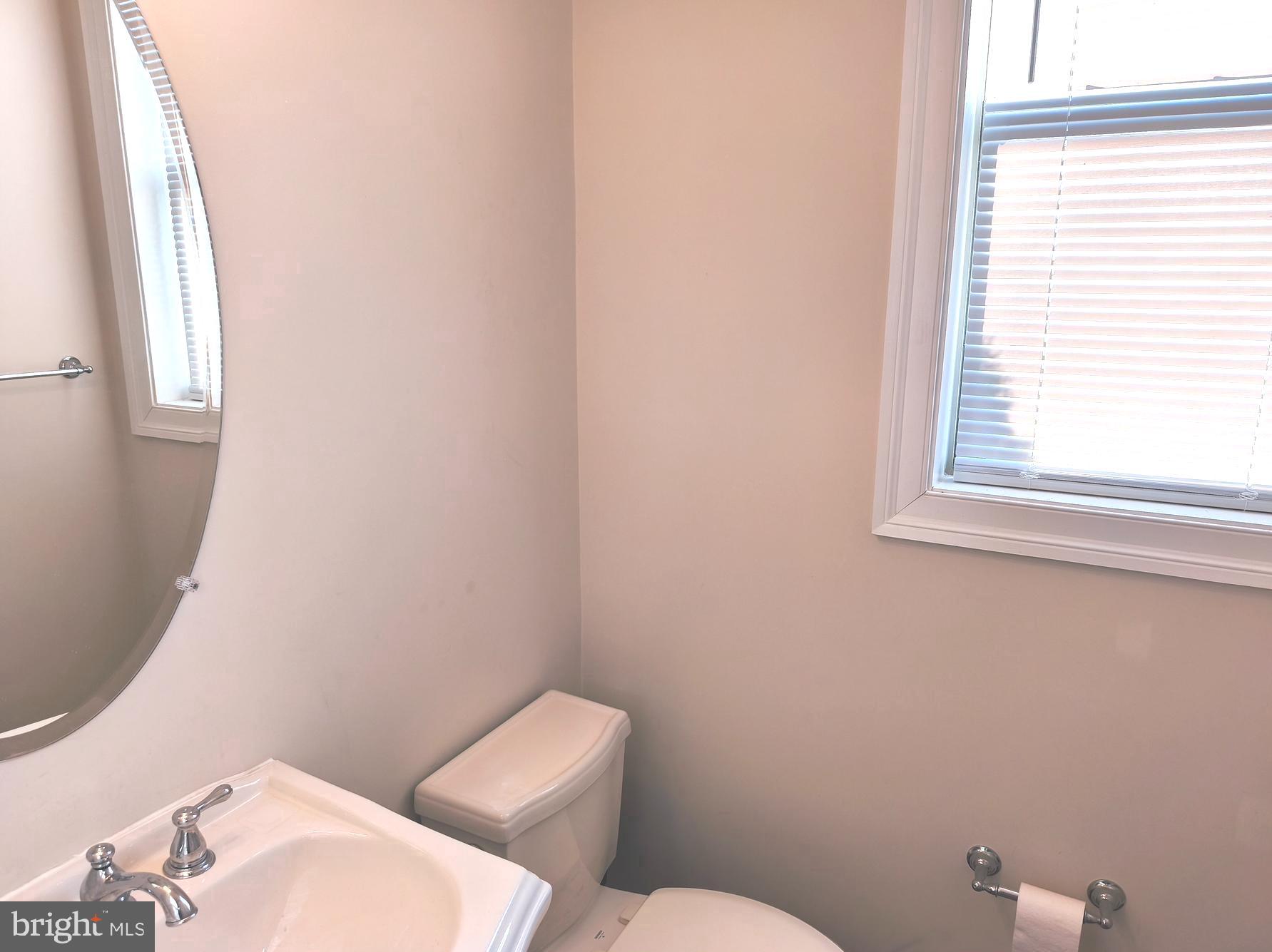 20792 Exchange Street Ashburn, VA 20147 - Photo 20 of 45