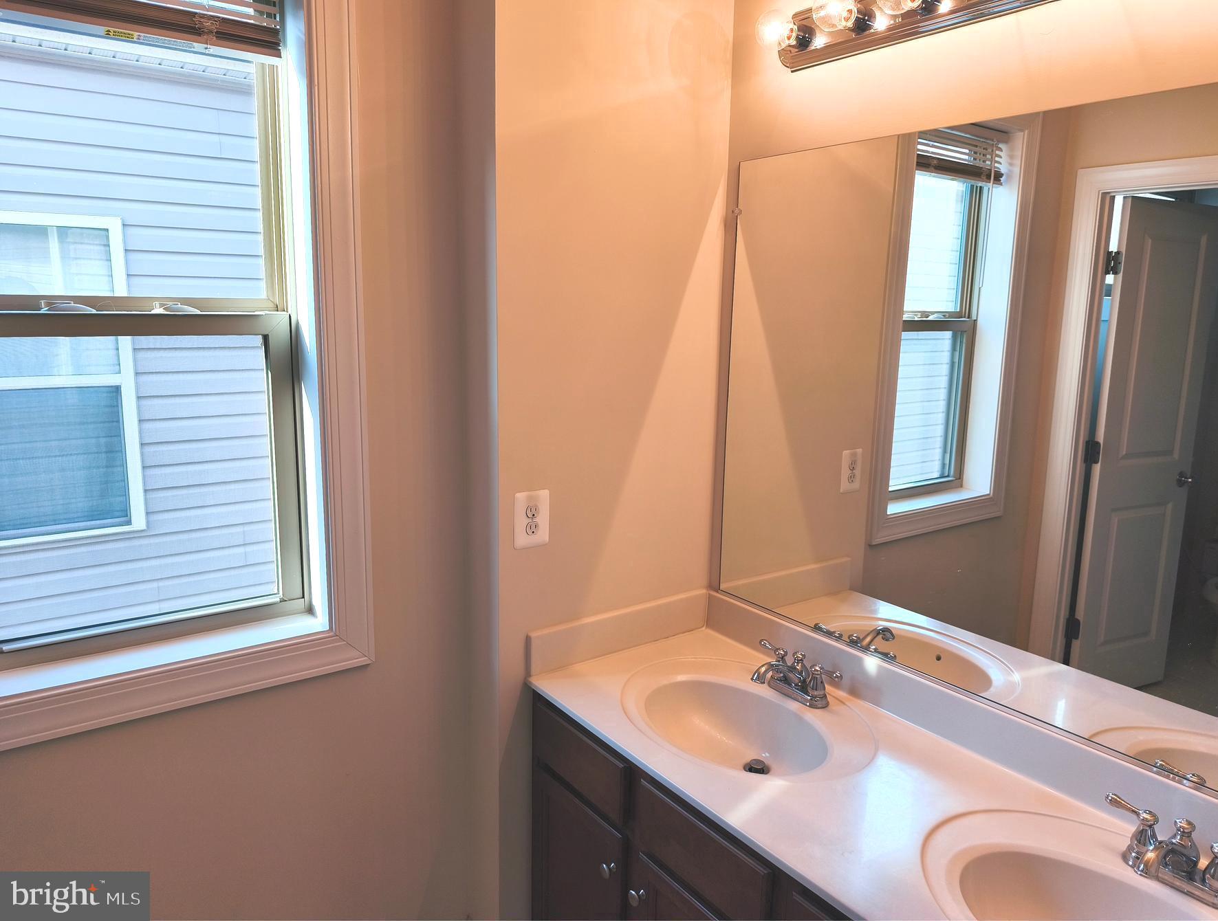 20792 Exchange Street Ashburn, VA 20147 - Photo 32 of 45