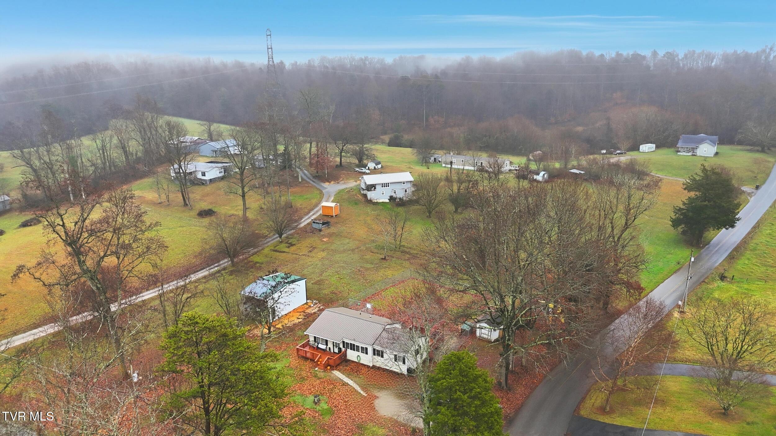 101 Buncomb Hill Road Johnson City, TN 37604 - Photo 34 of 38 29_dji_20251205134319_0076_d_autoremove_