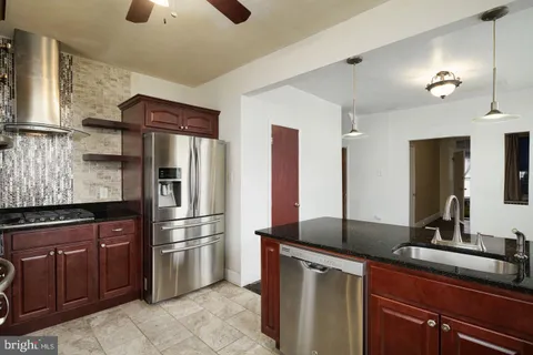$289,900 | 3311 Reed Street, Philadelphia, PA 19146