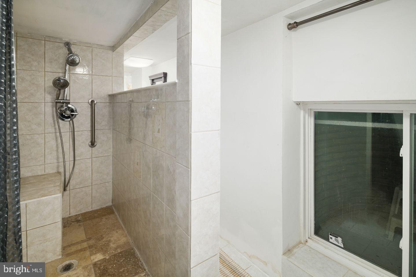 3311 Reed Street Philadelphia, PA 19146 - Photo 17 of 33