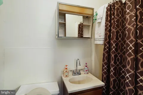 $289,900 | 3311 Reed Street, Philadelphia, PA 19146