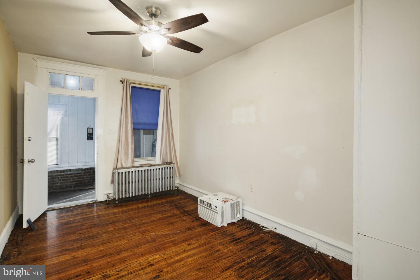 3311 Reed Street Philadelphia, PA 19146 - Photo 4 of 33