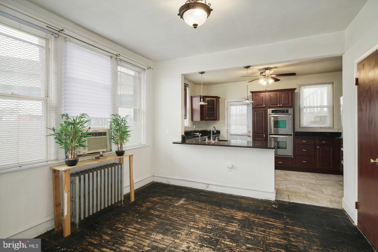 3311 Reed Street Philadelphia, PA 19146 - Photo 7 of 33