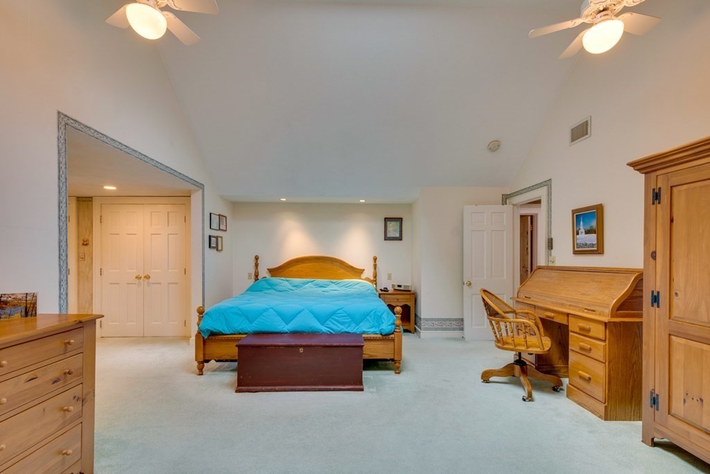 29 Sheridan Road Wellesley, MA 02481 - Photo 22 of 32 a bedroom with furniture and a air conditioner vent