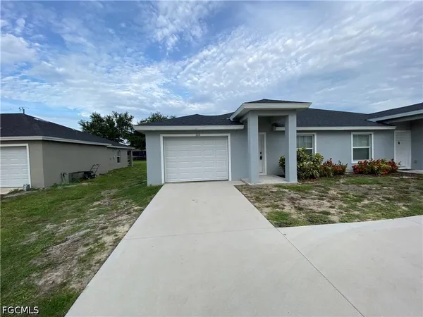$1,550 | 604 Skyline Boulevard, Cape Coral, FL 33991