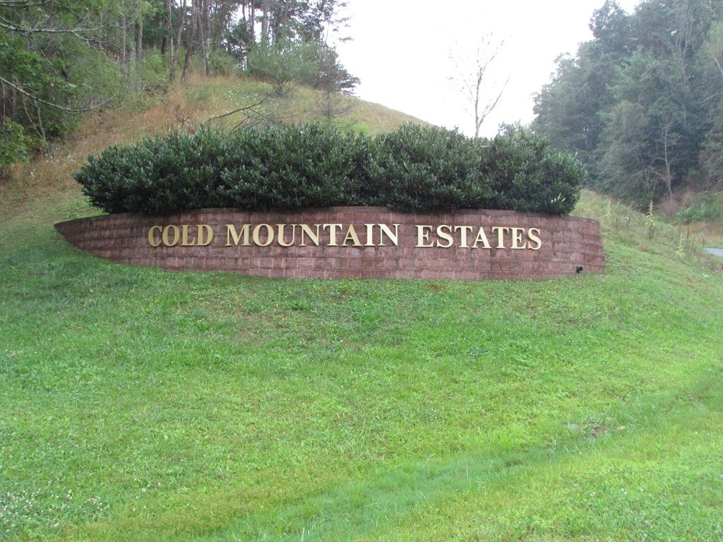 2051 Cold Mountain Road, Unit 8 Radford, VA 24141 - Photo 14 of 15 Gallery Image 14