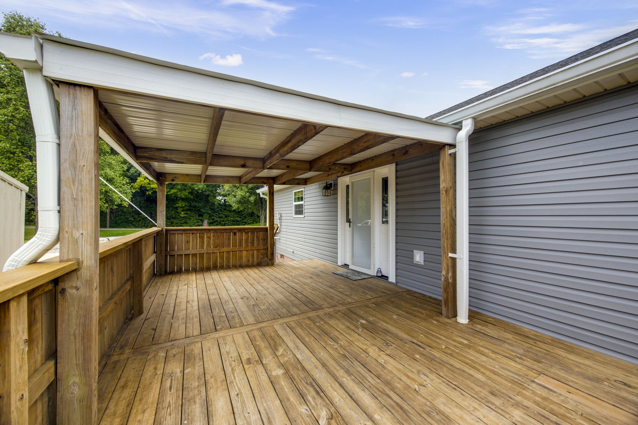 880 Denning Ford Road Portland, TN 37148 - Photo 35 of 54 a view of porch with wooden floor