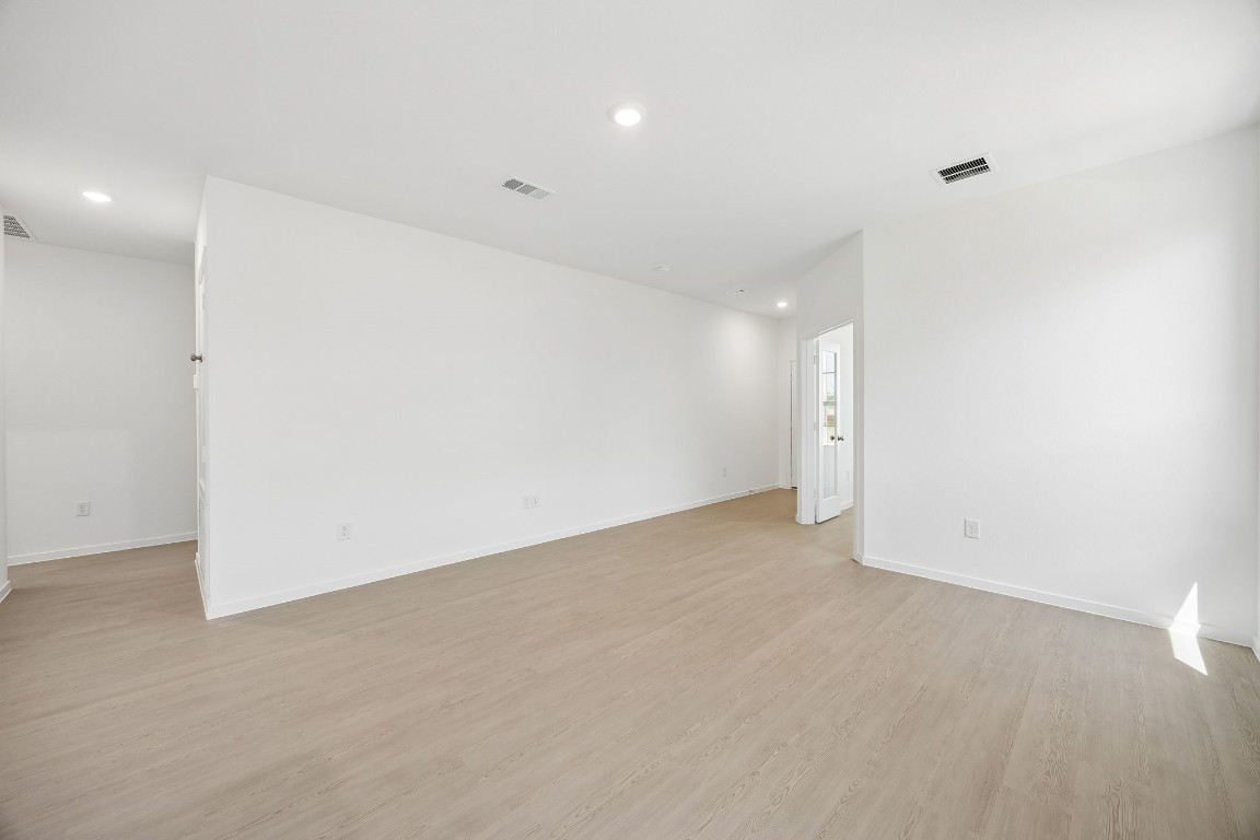 15023 Rustic Moon Road Conroe, TX 77302 - Photo 4 of 32