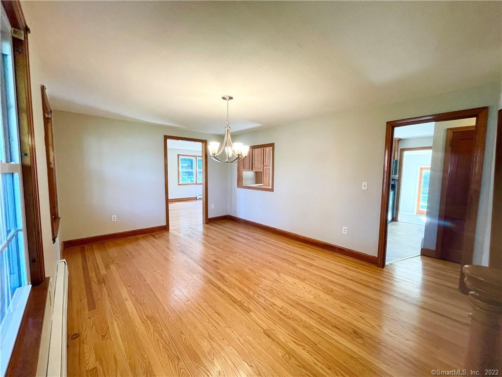 341 Center Road Vernon, CT 06066 - Photo 17 of 35