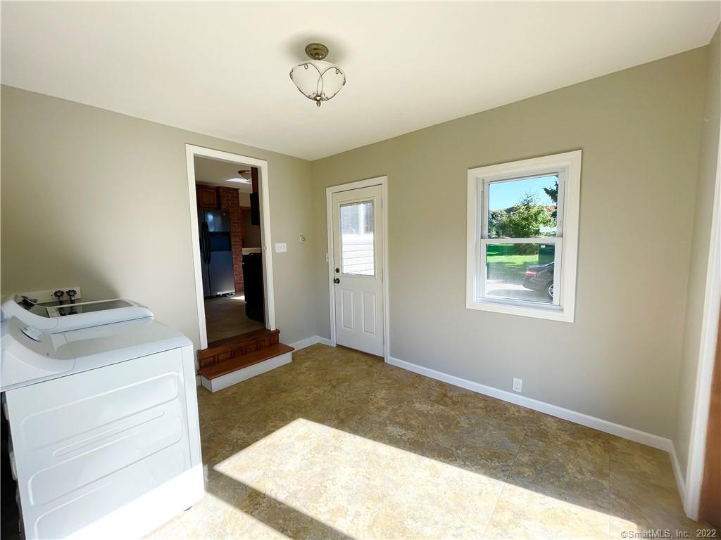 341 Center Road Vernon, CT 06066 - Photo 20 of 35