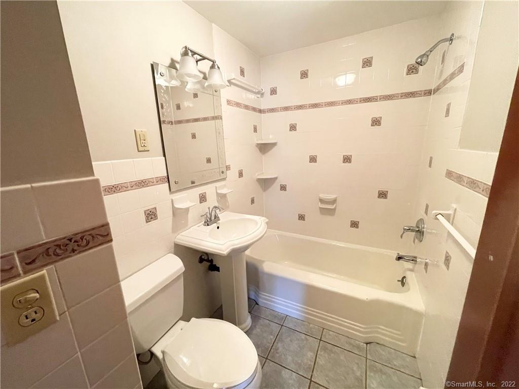 341 Center Road Vernon, CT 06066 - Photo 21 of 35