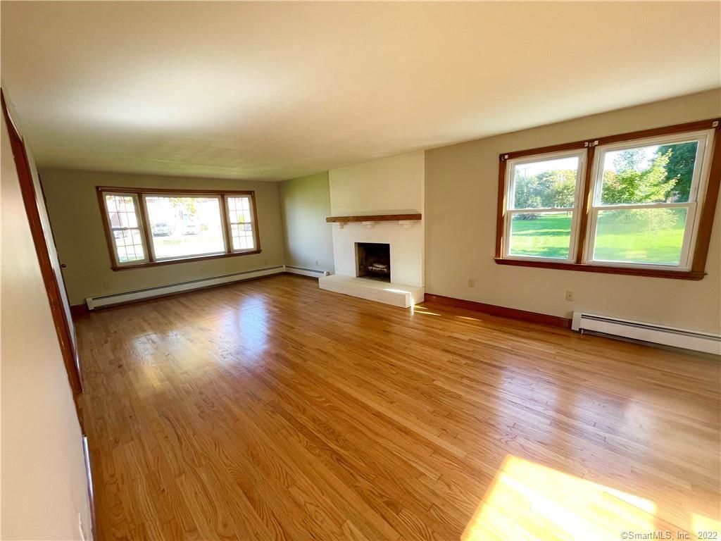 341 Center Road Vernon, CT 06066 - Photo 9 of 35