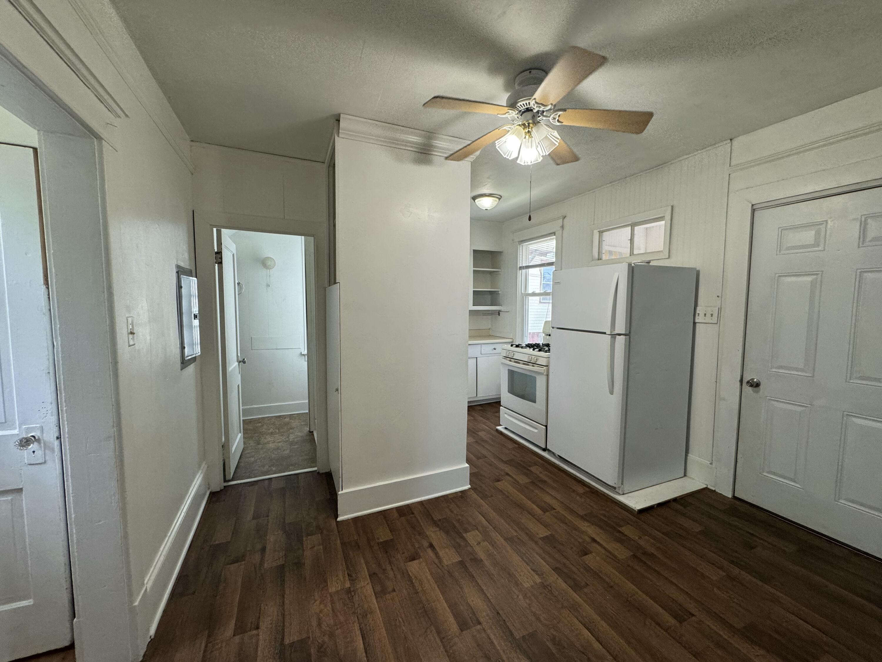 2451 South 9th Street, Unit 3 Milwaukee, WI 53215 - Photo 9 of 14 83DBECEC-19D1-40AE-B2DF-BFF834864D39