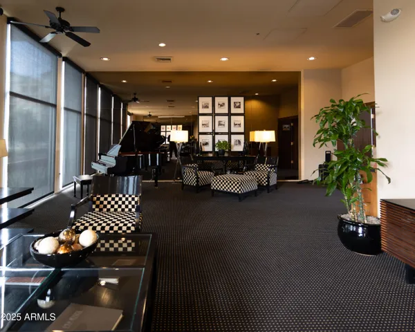 $634,059 | 2323 North Central Avenue, Unit 1802, Phoenix, AZ 85004