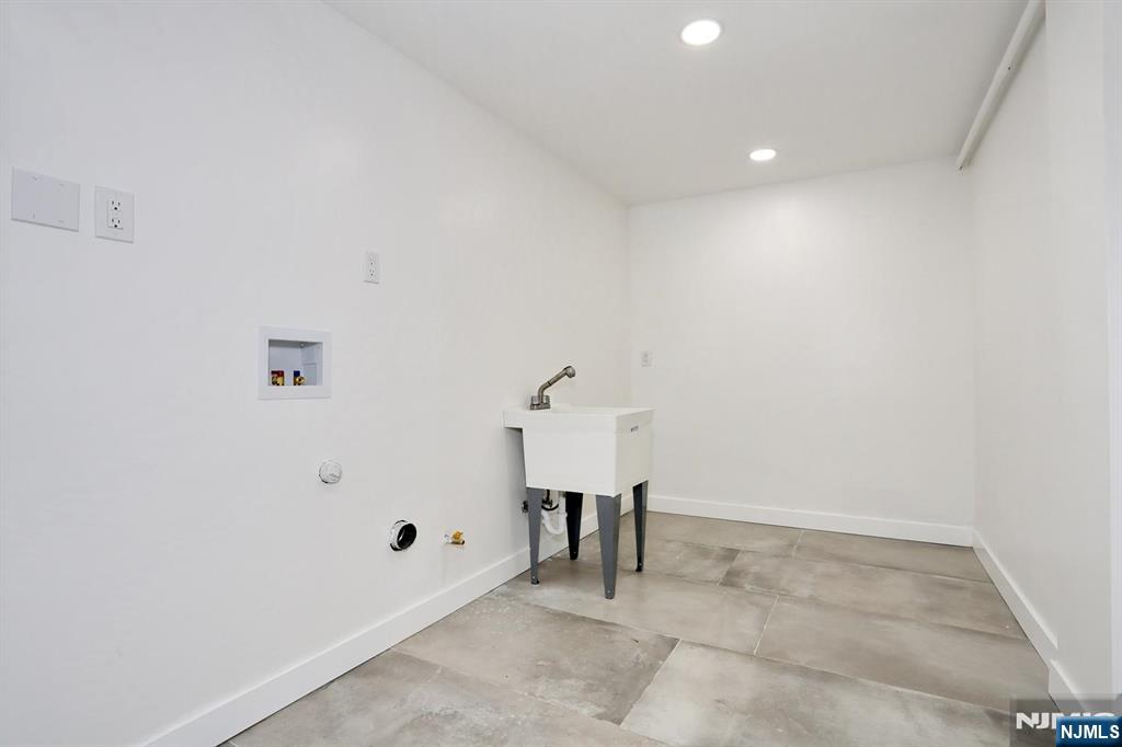 51 Mill Rd Extension Woodcliff Lake, NJ 07677 - Photo 40 of 50