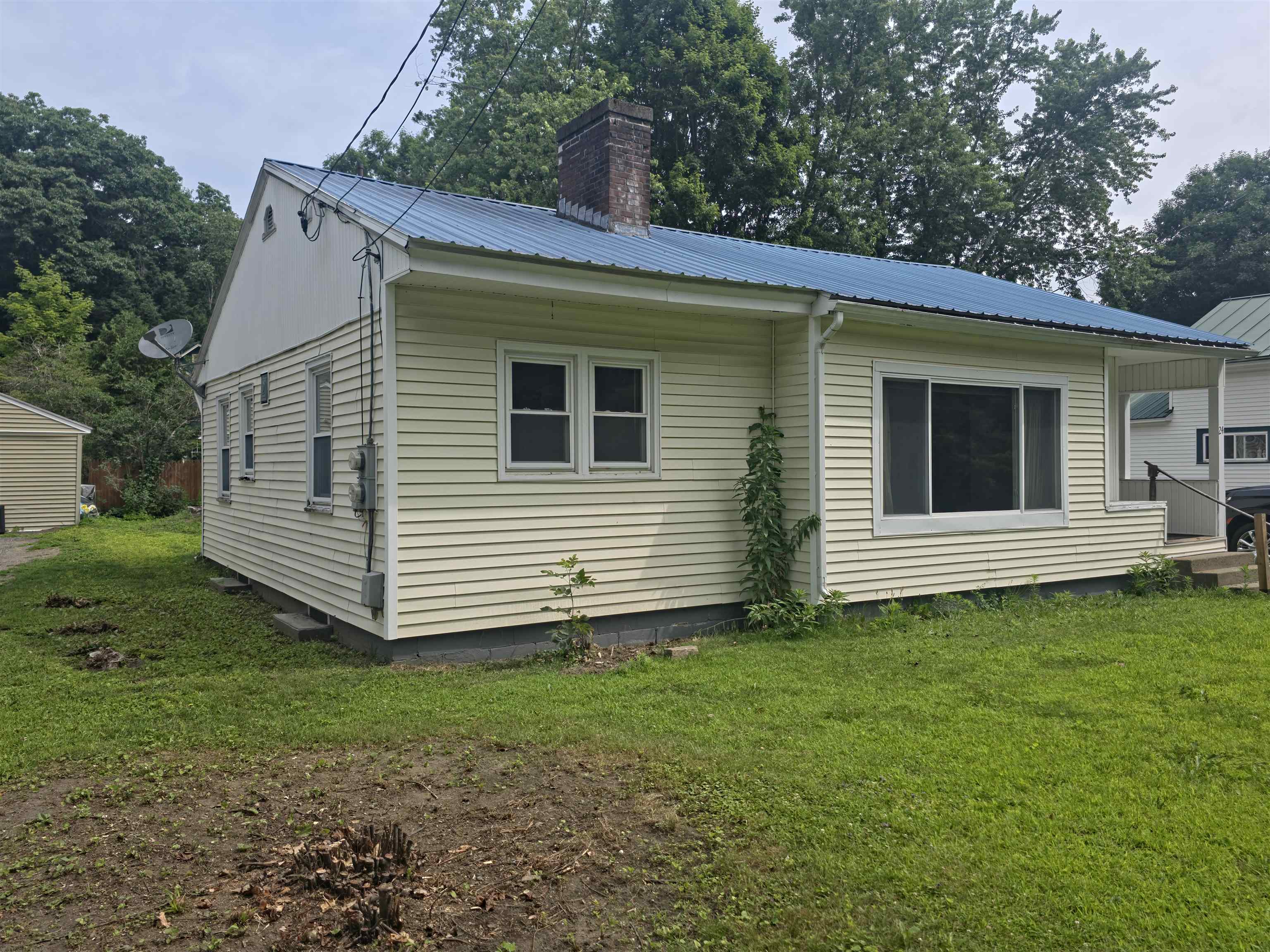24 Cherry Street Windsor, VT 05089 - Photo 3 of 14