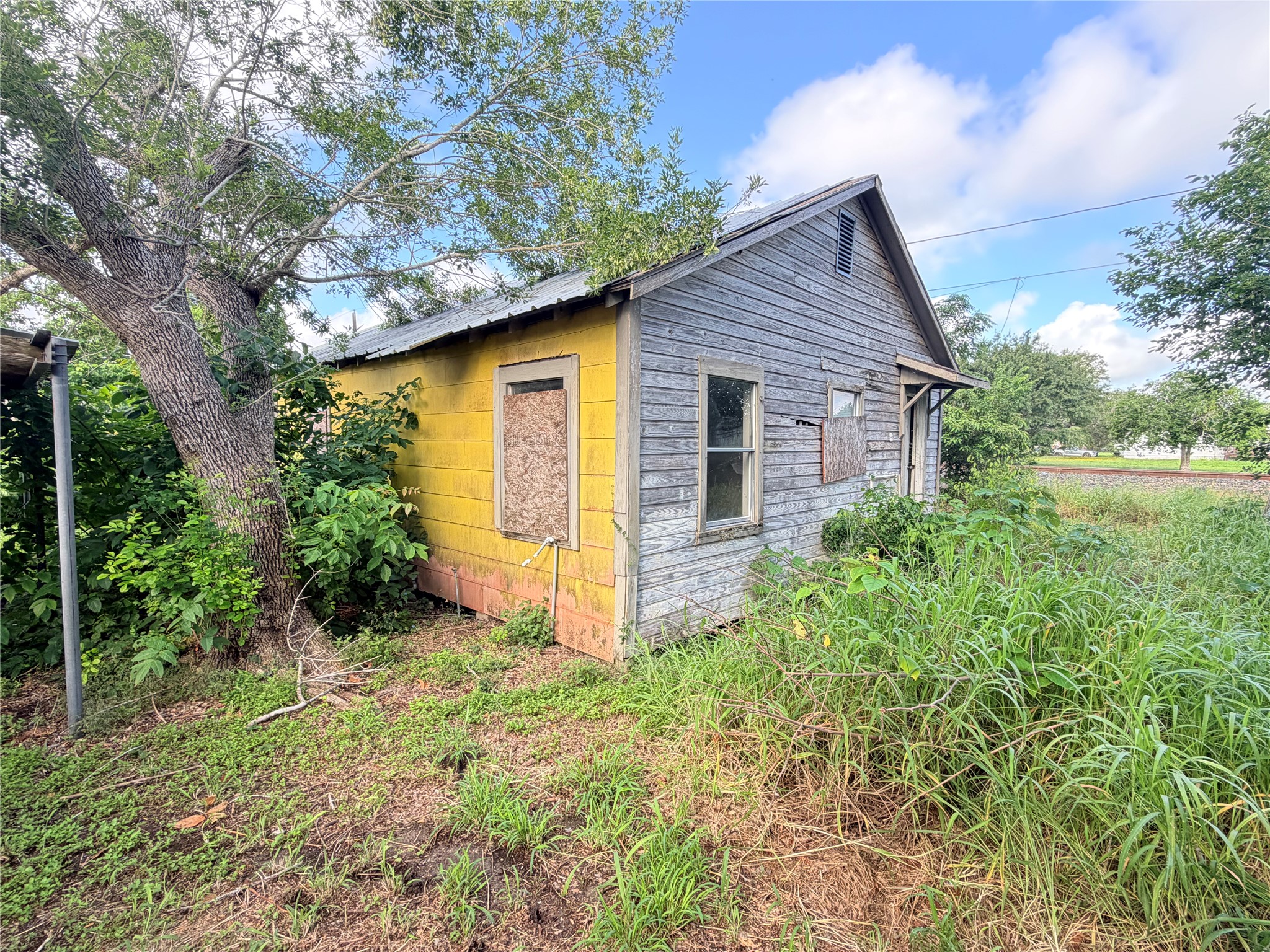 401 East Ward Street Refugio, TX 78377 - Photo 5 of 14