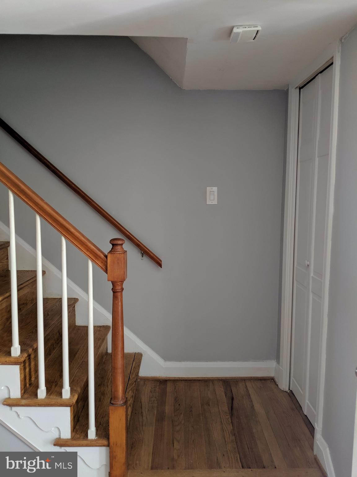 1375 Deanwood Road Baltimore, MD 21234 - Photo 4 of 31