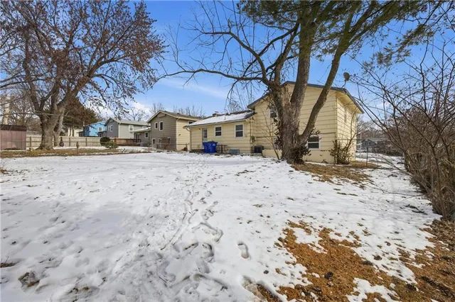 $419,900 | 8814 Slater Street, Overland Park, KS 66212