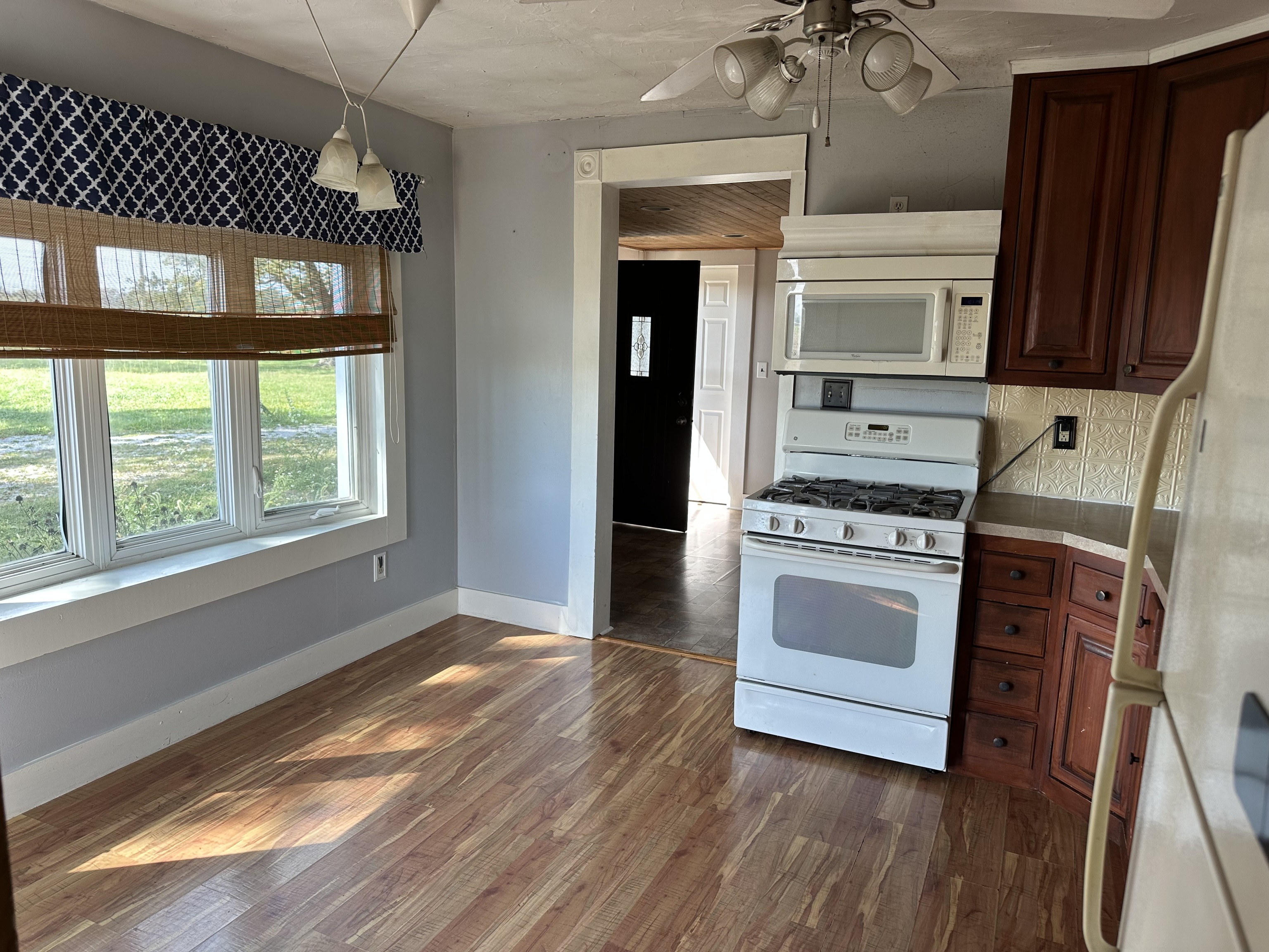 5125 Elizaville Road Lebanon, IN 46052 - Photo 6 of 22 Gallery Image 6