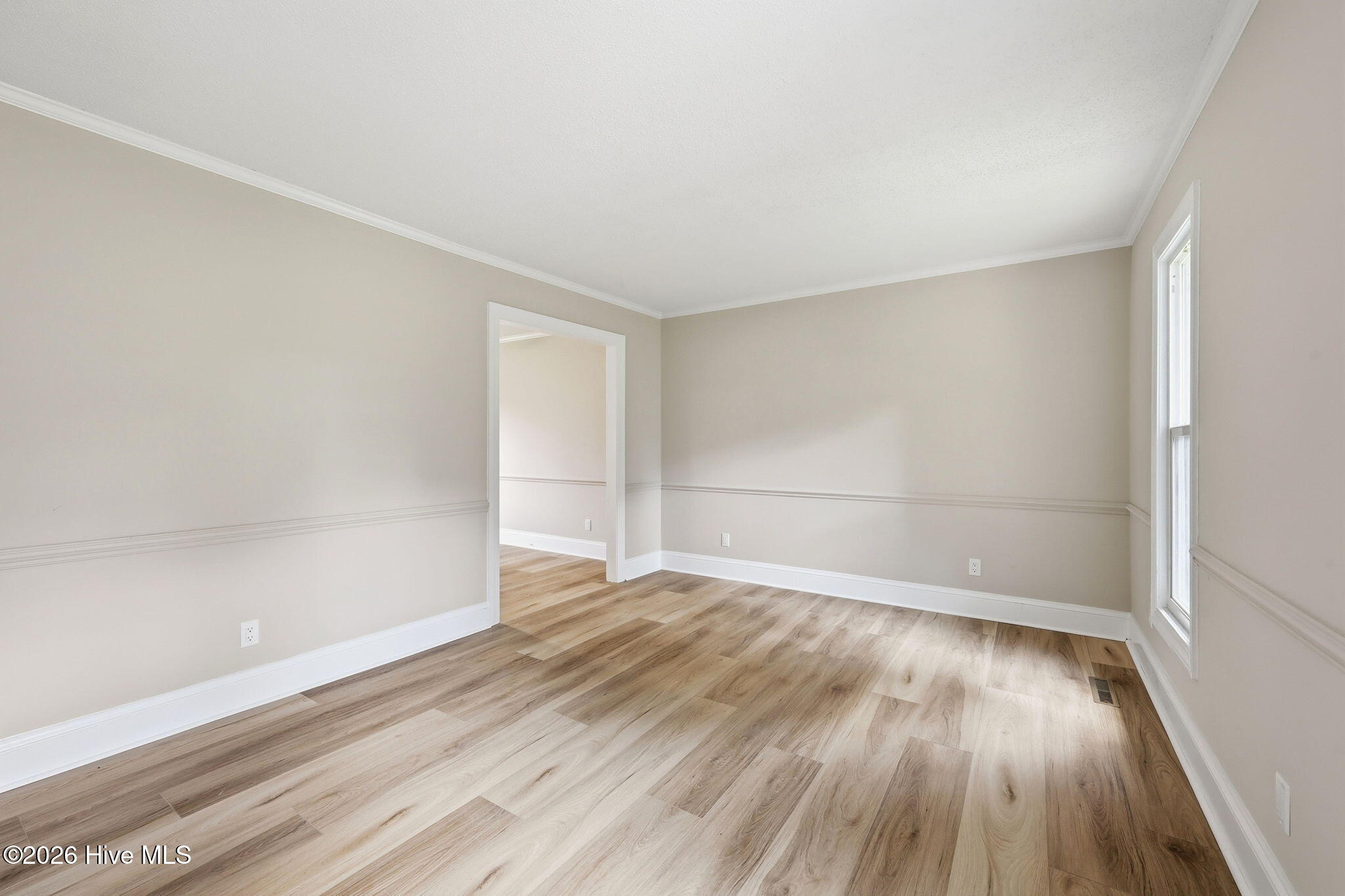 2804 Hodges Road Kinston, NC 28504 - Photo 12 of 50 Living Room