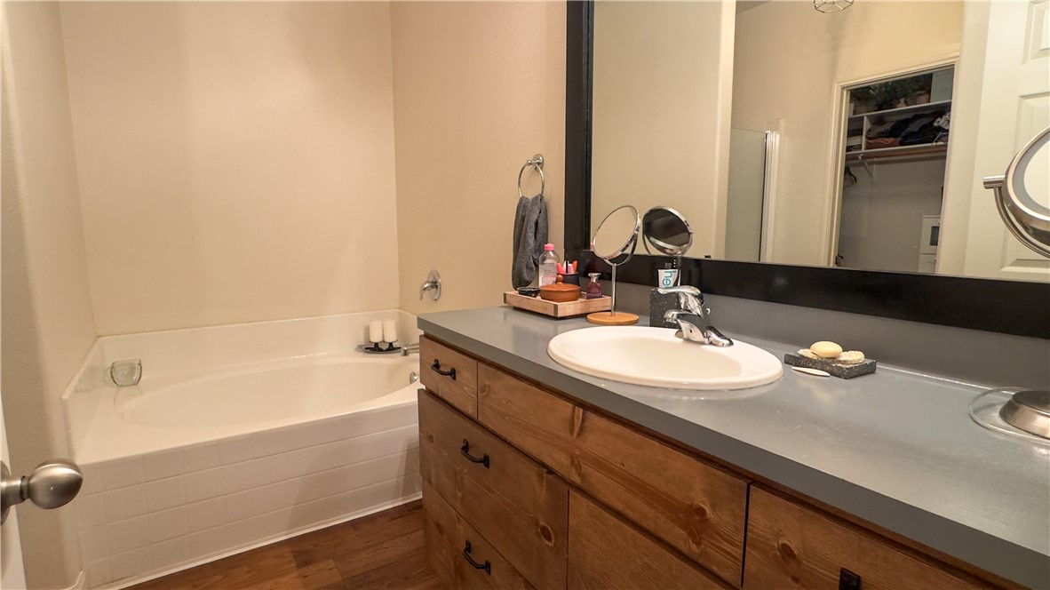 301 Pine Mist Lane Conroe, TX 77304 - Photo 17 of 35