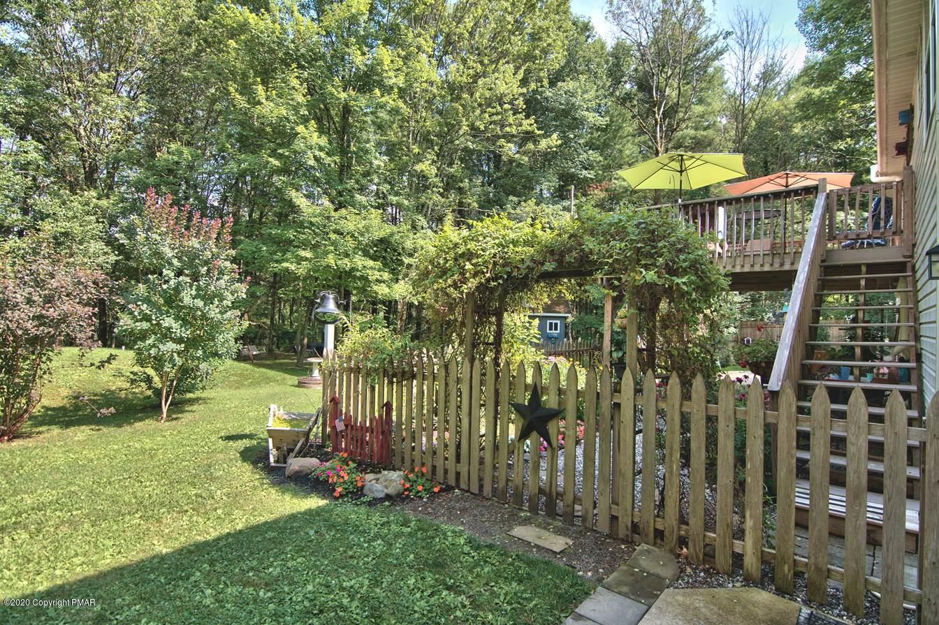 147 Maple Spring Drive Kunkletown, PA 18058 - Photo 23 of 68 Garden Entrance