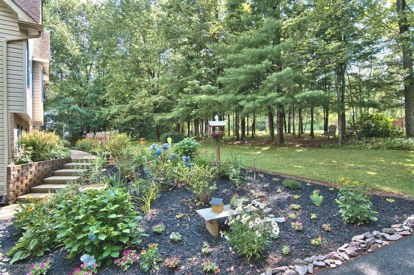 147 Maple Spring Drive Kunkletown, PA 18058 - Photo 3 of 68 Front Landscaping
