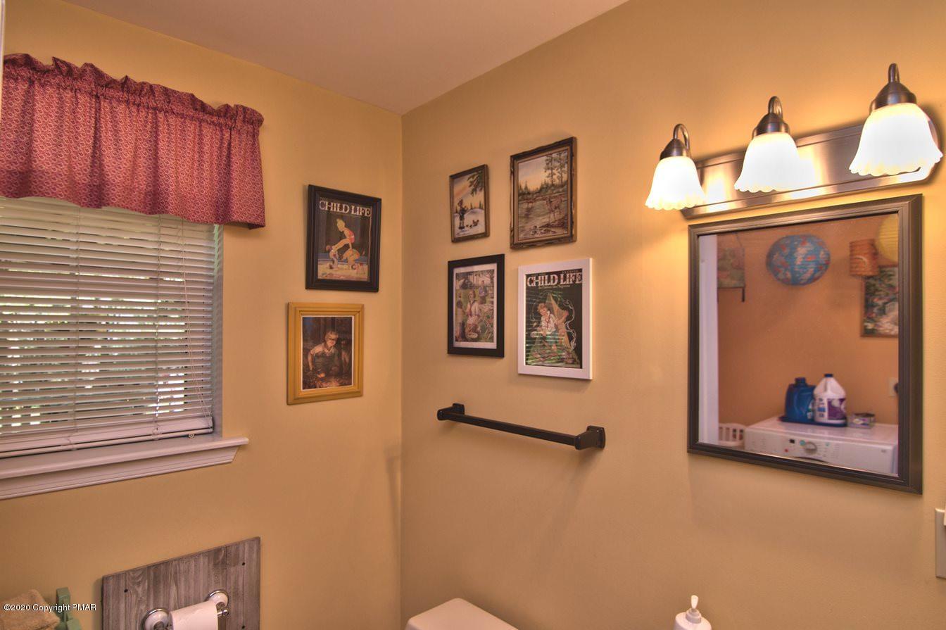 147 Maple Spring Drive Kunkletown, PA 18058 - Photo 54 of 68 Lower Level Bathroom