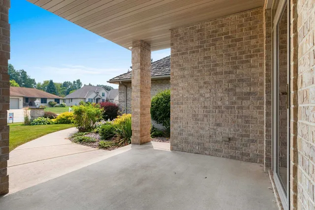 $759,900 | 3399 Sonata Drive, Green Bay, WI 54311