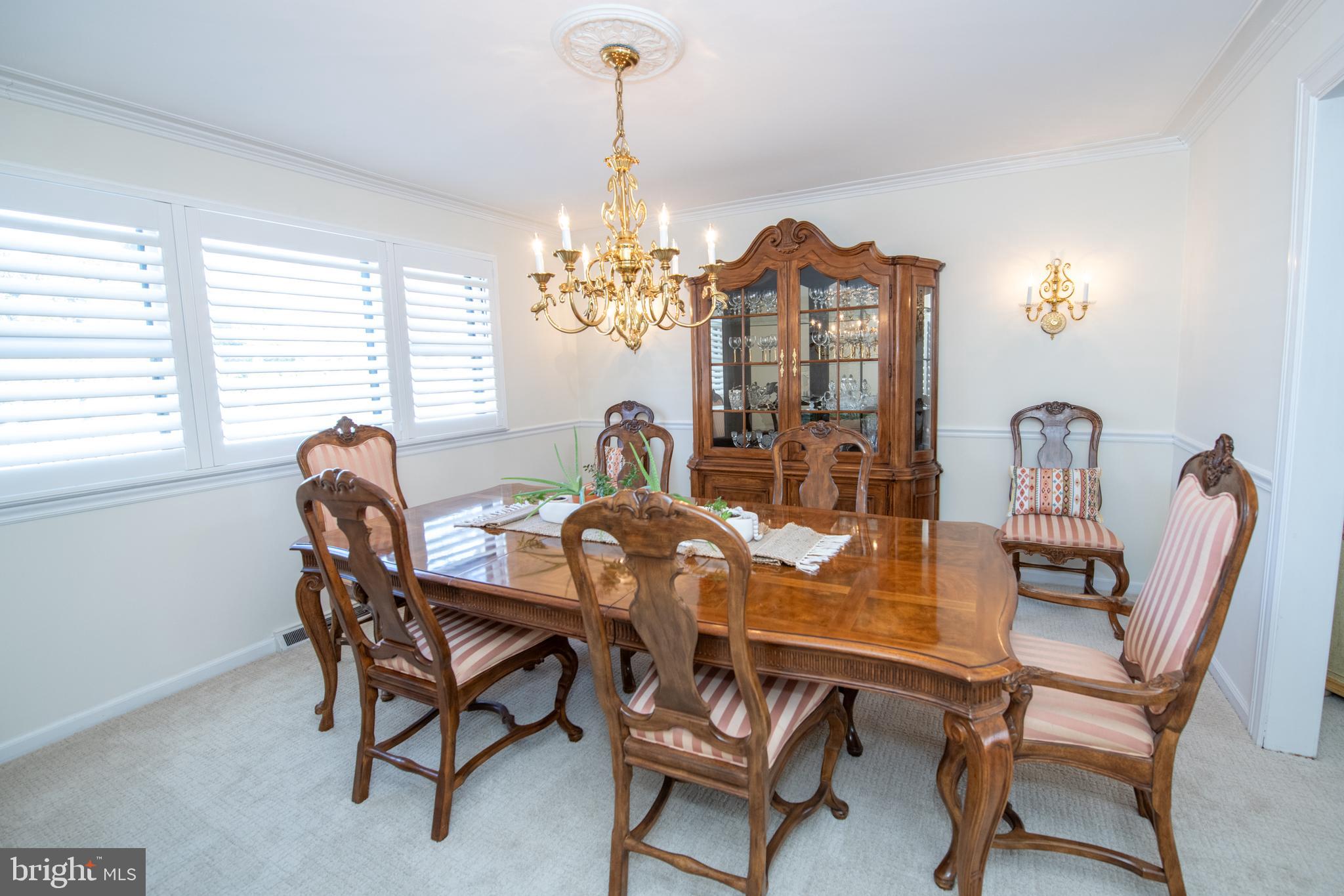 233 Lamplighter Lane Huntingdon Valley, PA 19006 - Photo 12 of 56 Dining Room