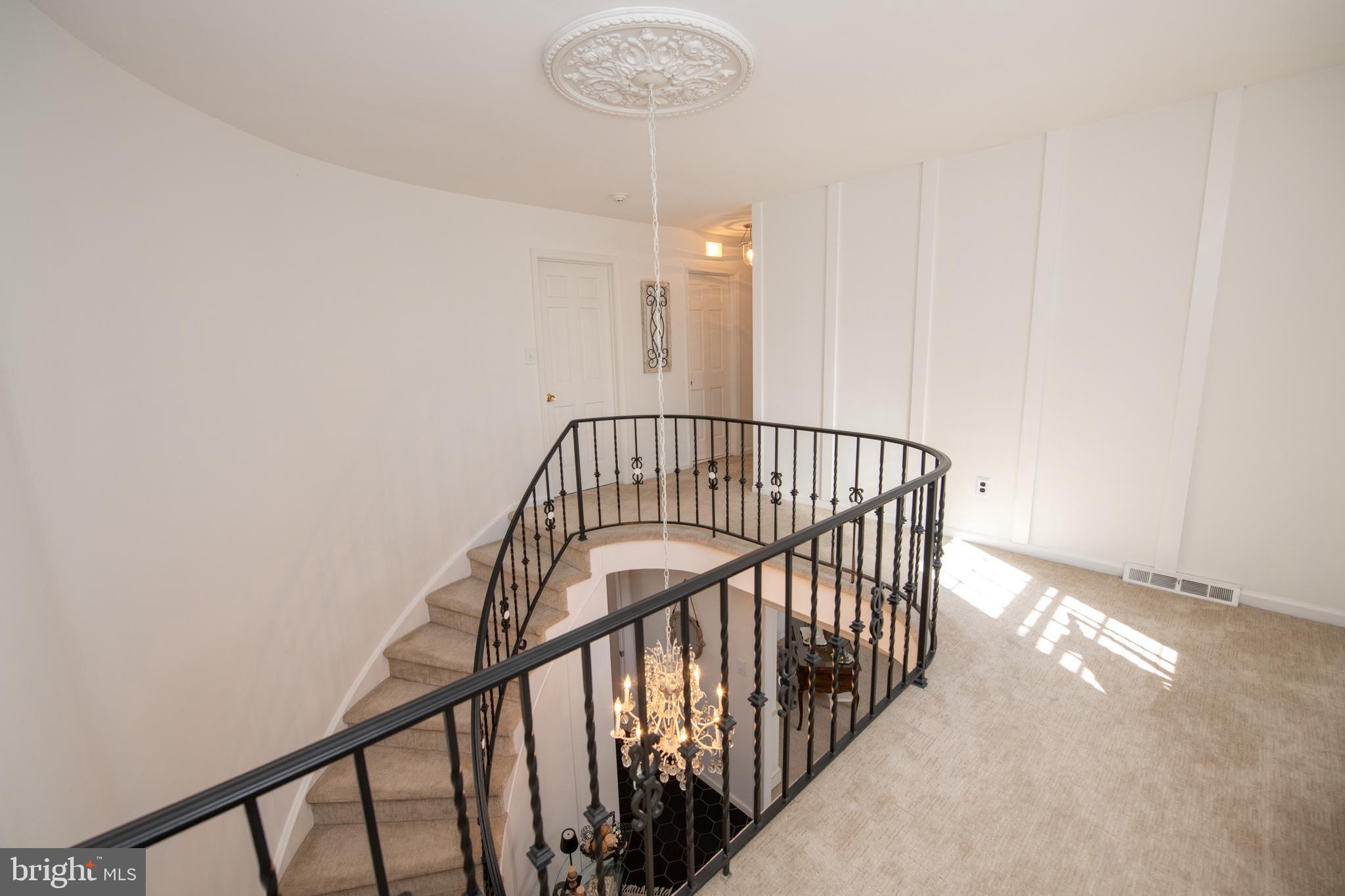 233 Lamplighter Lane Huntingdon Valley, PA 19006 - Photo 26 of 56 Upstairs Hallway
