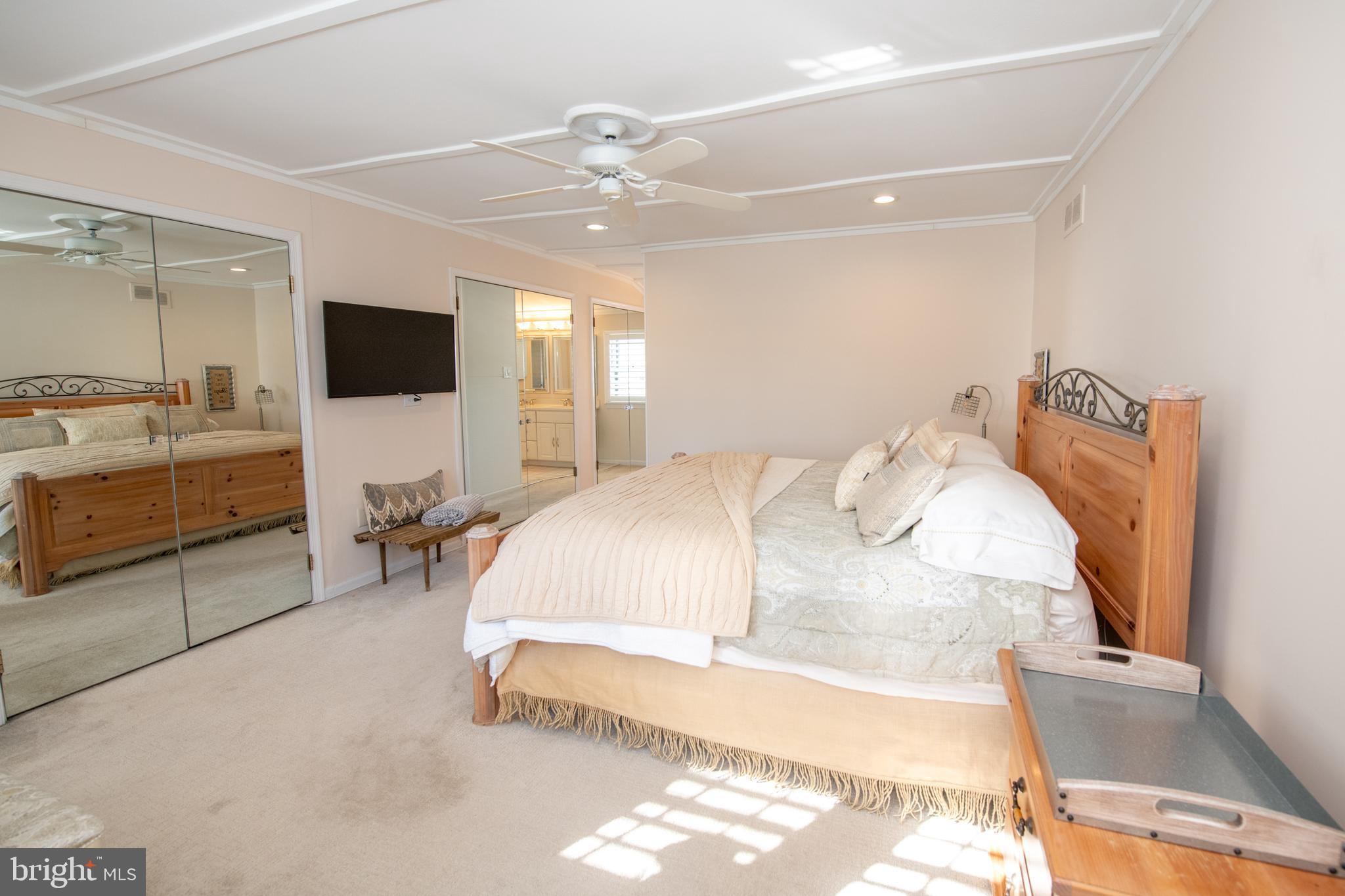 233 Lamplighter Lane Huntingdon Valley, PA 19006 - Photo 29 of 56 Primary Bedroom