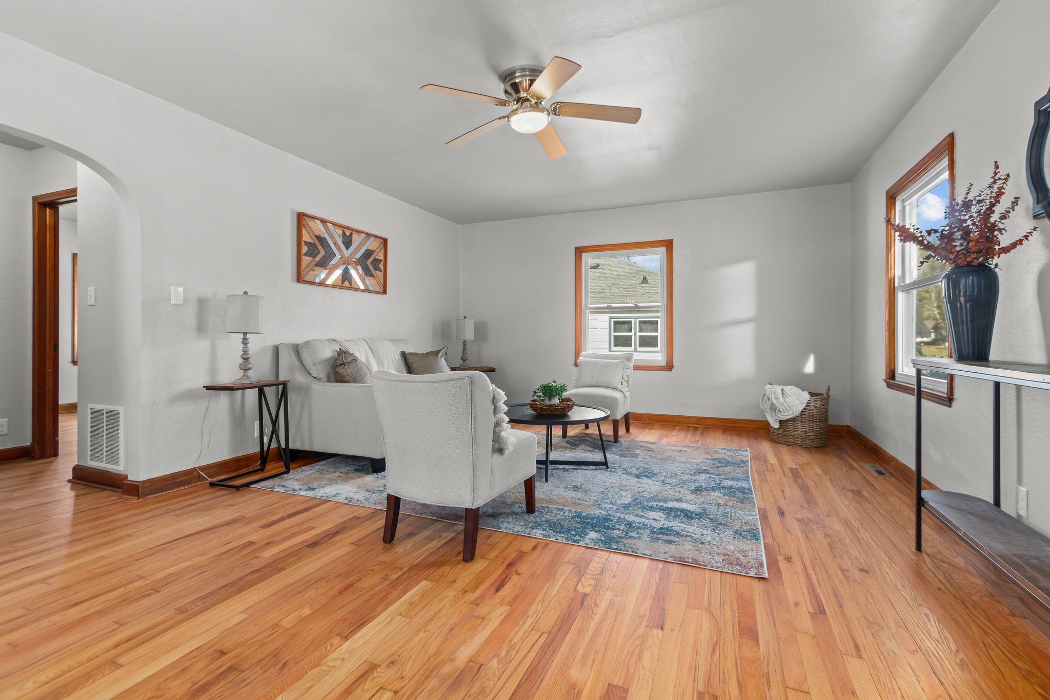 265 North Capron Street Berlin, WI 54923 - Photo 4 of 25