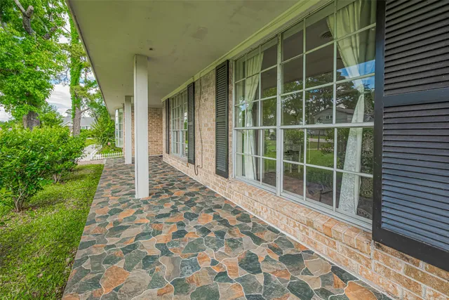 a house view with a outdoor space