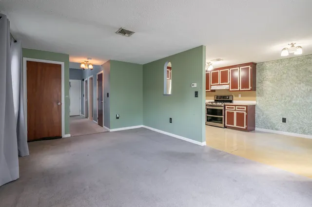 $290,000 | 344 Elm Street, Unit 16, Milford, NH 03055