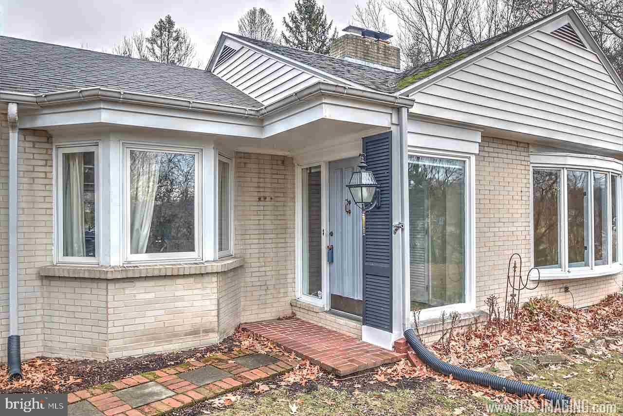 4320 Goose Valley Road Harrisburg, PA 17112 - Photo 4 of 25 Gallery Image 4