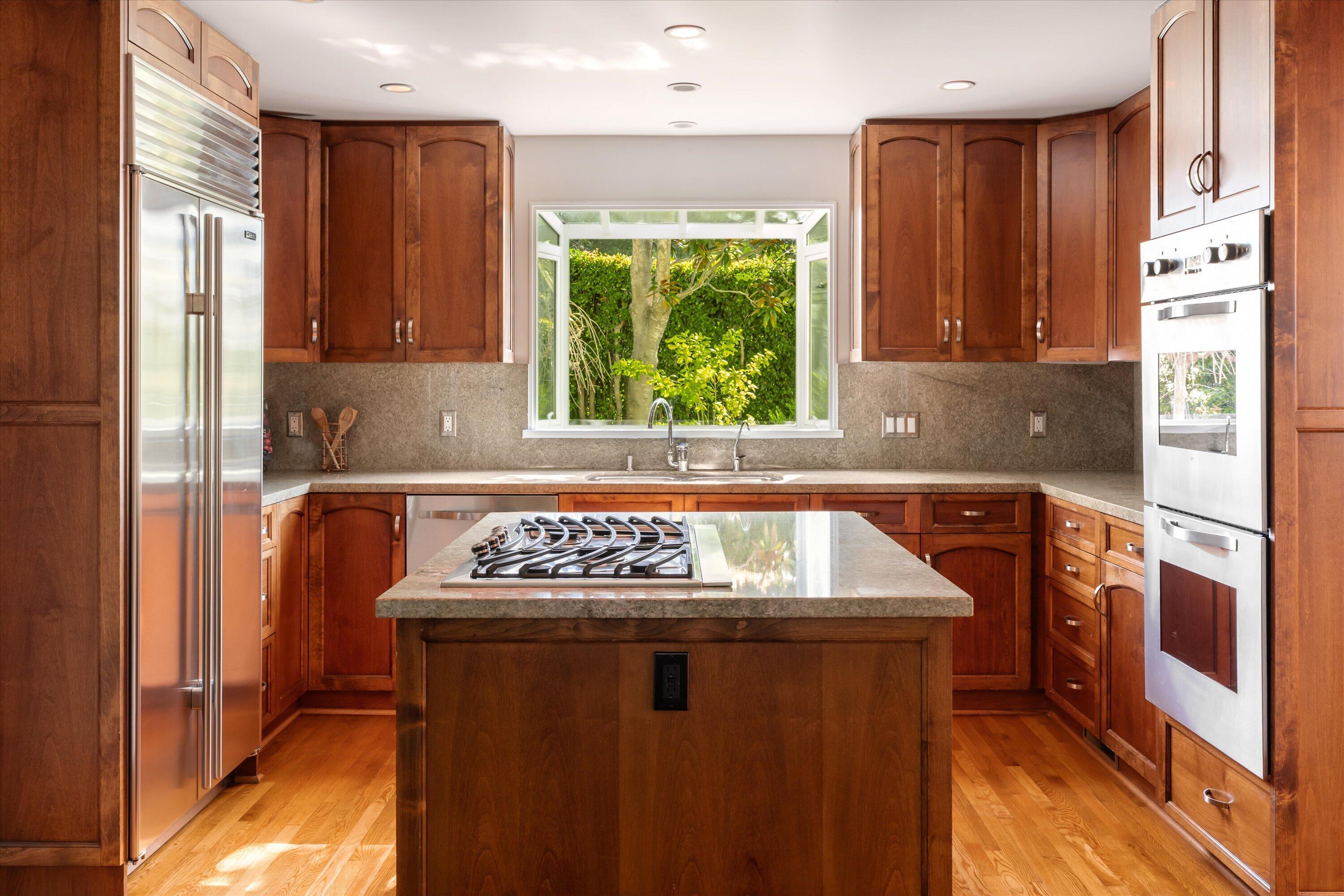 189 Hermosillo Road Montecito, CA 93108 - Photo 15 of 49 Kitchen