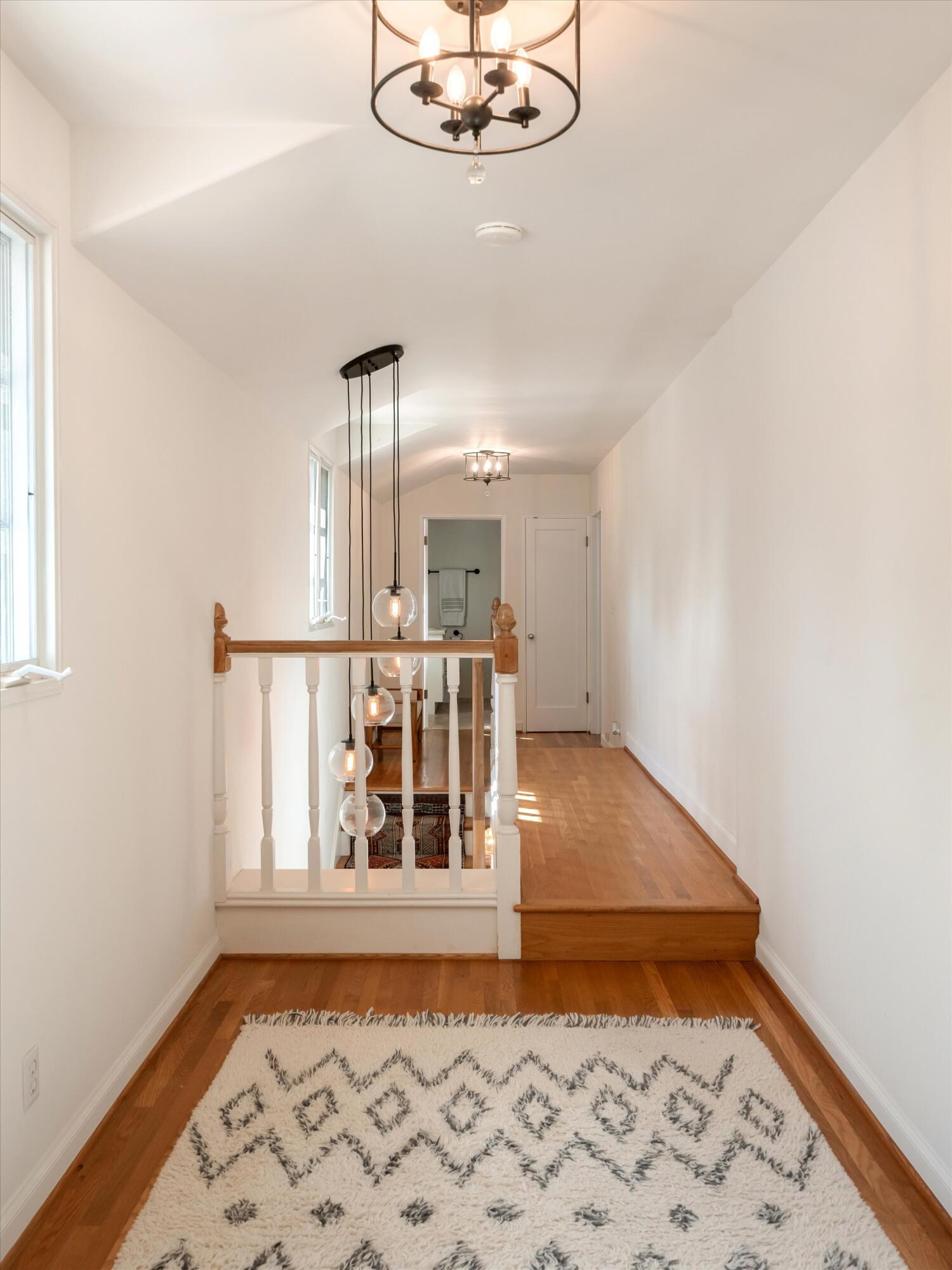 189 Hermosillo Road Montecito, CA 93108 - Photo 20 of 49 Hallway