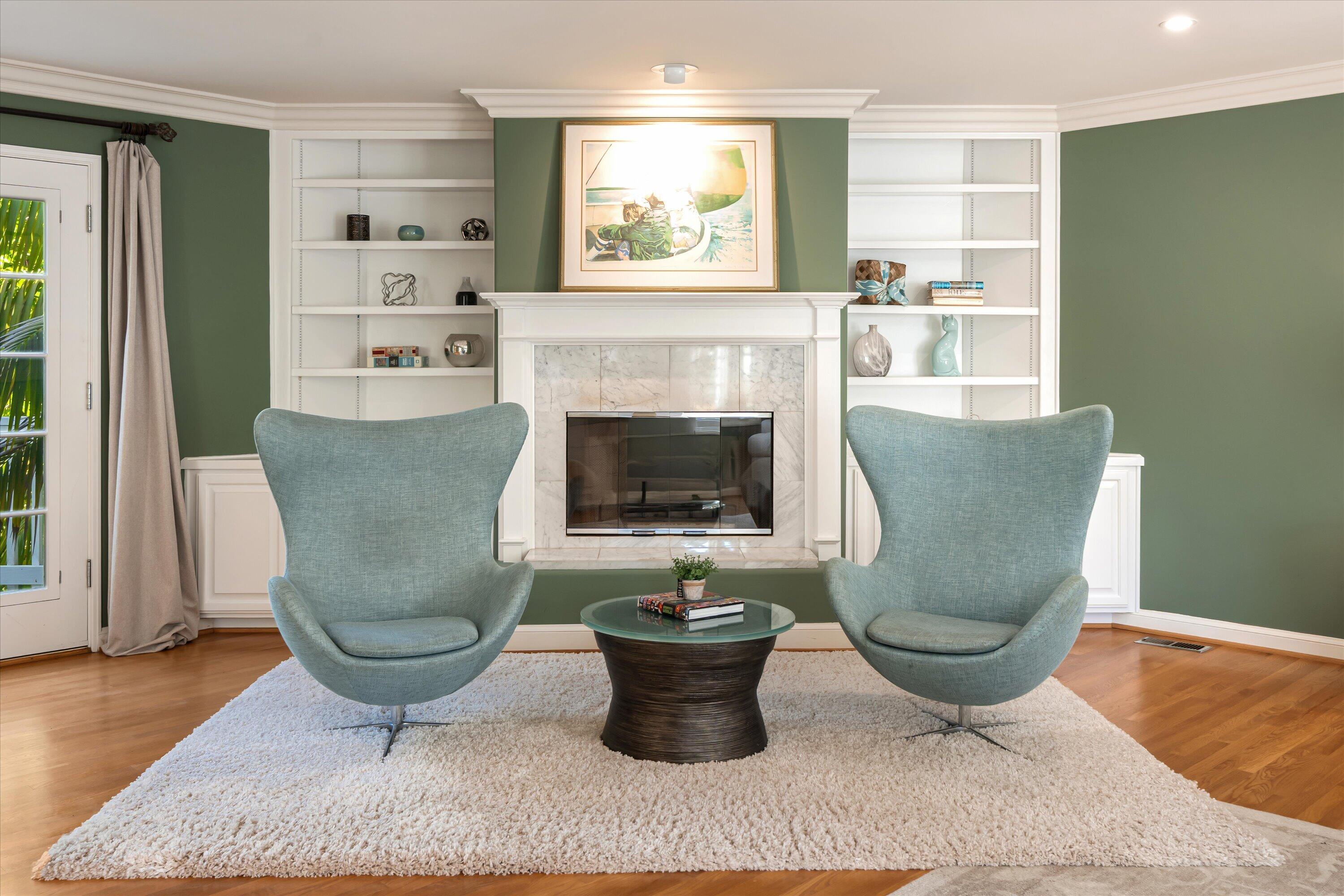 189 Hermosillo Road Montecito, CA 93108 - Photo 23 of 47 Primary Room
