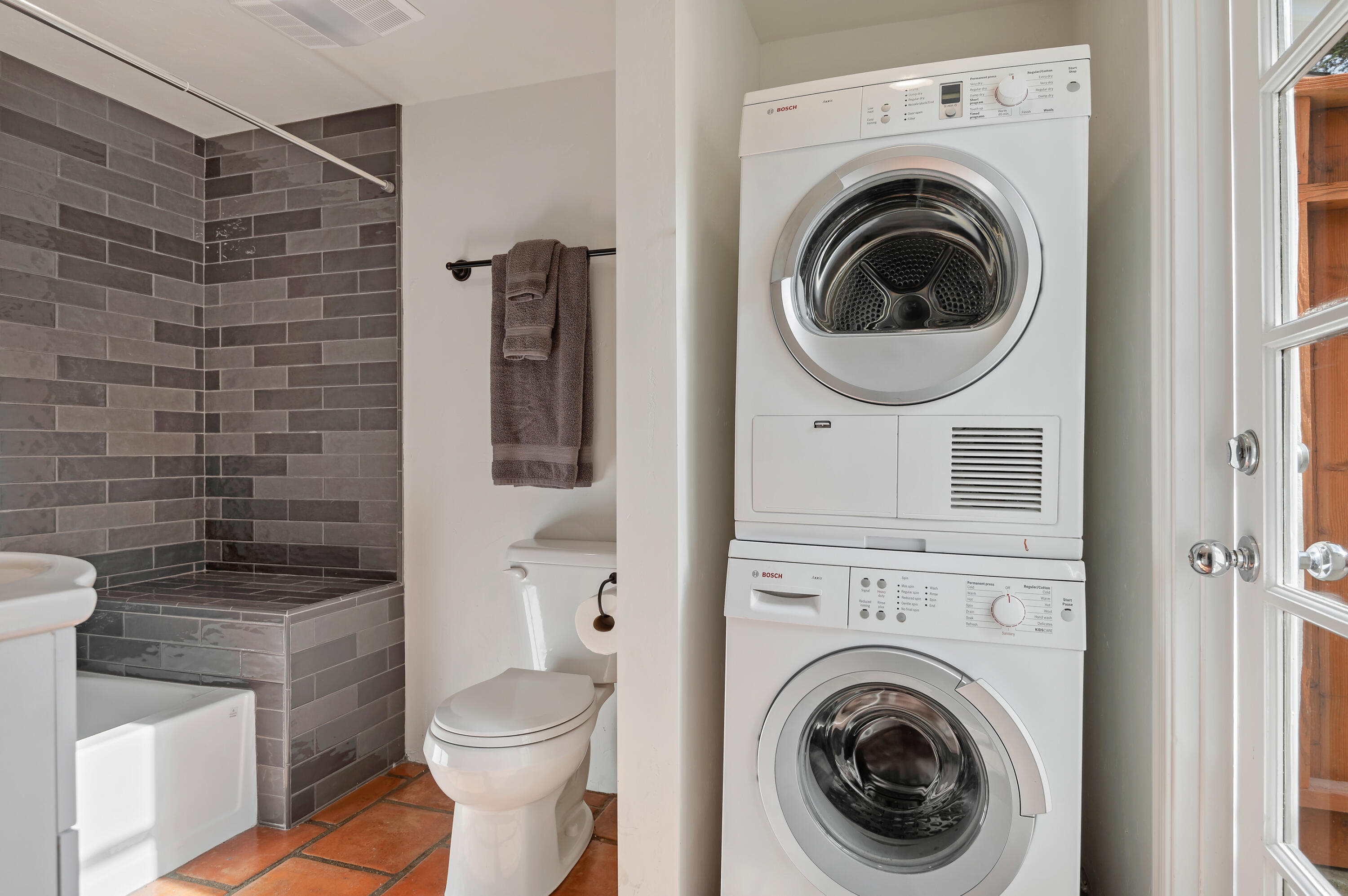 189 Hermosillo Road Montecito, CA 93108 - Photo 35 of 49 Casita